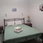Hermes Apartment *