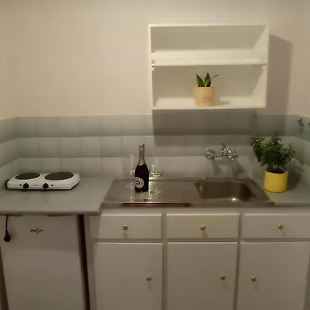 Hermes Apartamento Kávos